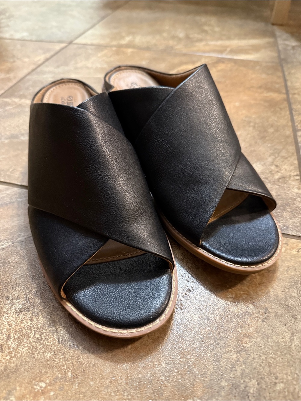 Sofft Euro Soft Black Crossband Leather Slide Mules